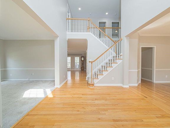 4th image of 6025 Fording Creek Ln