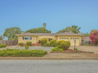 9490 S Century Oak Rd, Salinas, CA 93907