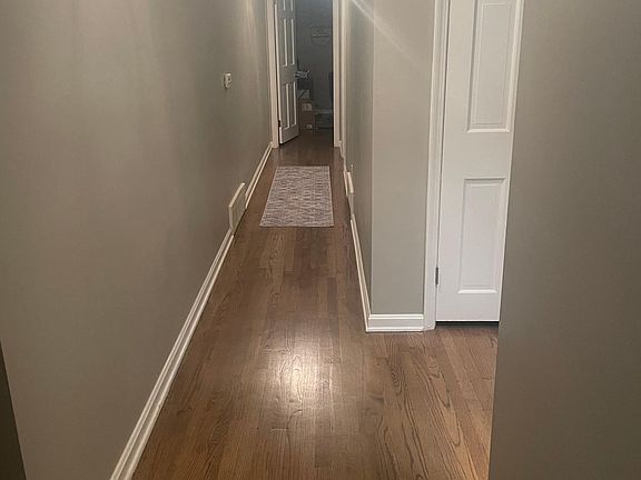 3rd image of 7 Larchmont Dr