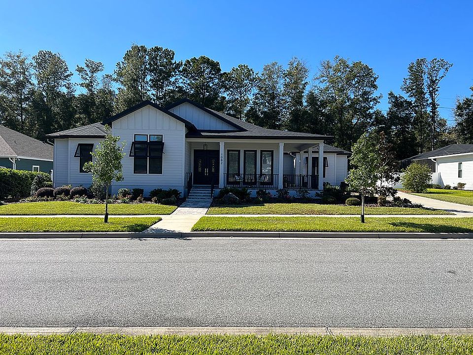 2nd image of 1082 SW 137th Way