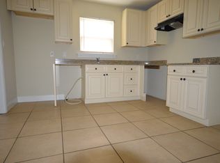 6627 Goldfinch Rd, Charlotte, NC 28227