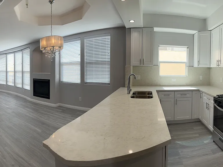 5224 Corteen Pl #4 — Photo 9