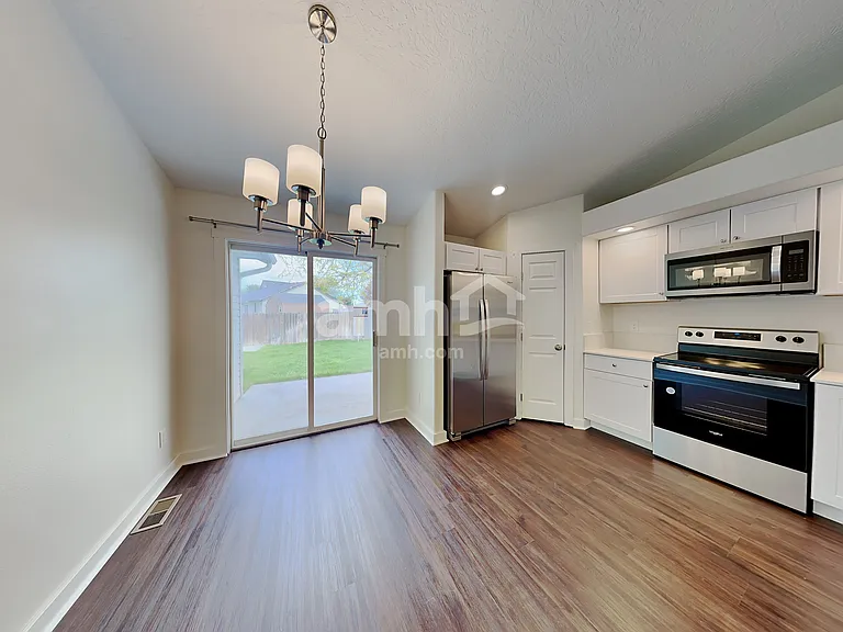 536 N Copper River Dr — Photo 4