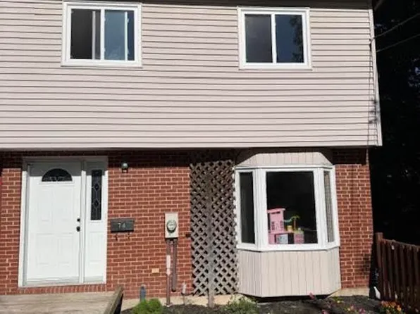 74 Matador Ct, Halifax, NS B4C 3G9