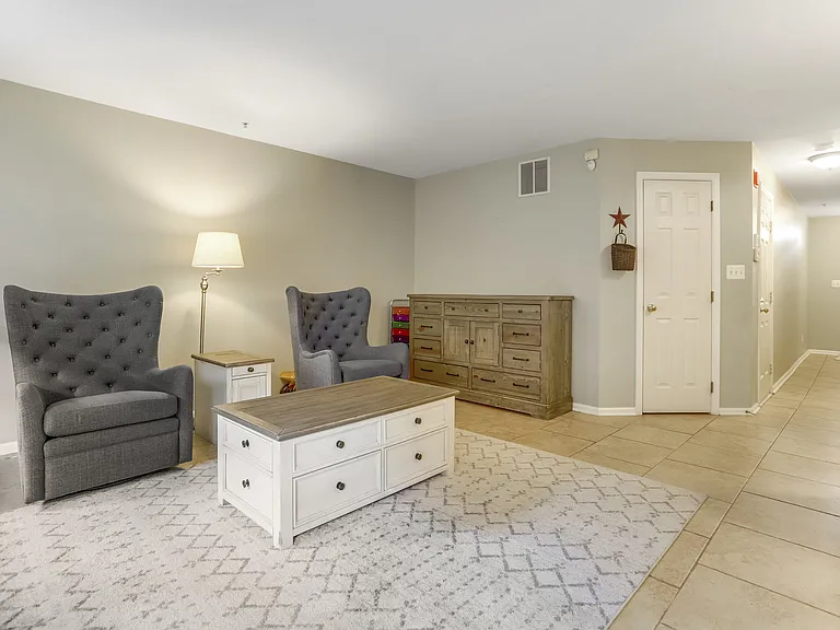 141 Martin Ln — Photo 46
