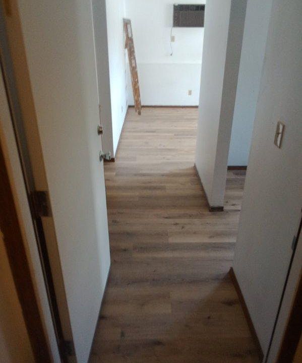 1st image of 5434 Midvale Dr APT 1
