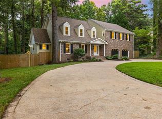 608 Thalia Rd, Virginia Beach, VA 23452