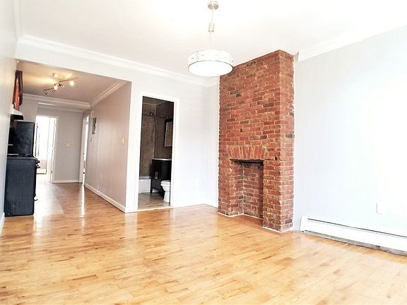 3rd image of 458 Central Ave #1C