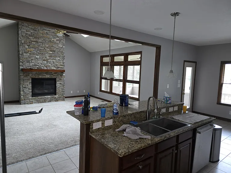 2595 Yorktown Ct — Photo 4