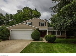 2125 Chestnut Dr, Westlake, OH