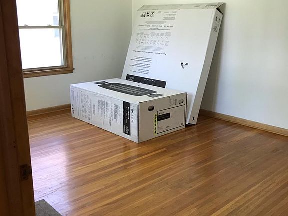 NEW BATHTUB/SURROUND