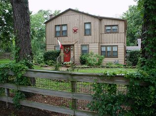 4922 Charles St, Seabrook, TX 77586