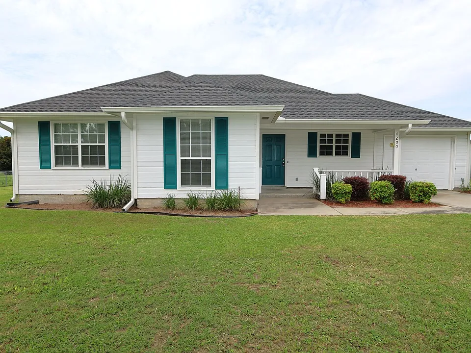 4200 Shadowwood Dr