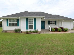 4200 Shadowwood Dr, Valdosta, GA 31605