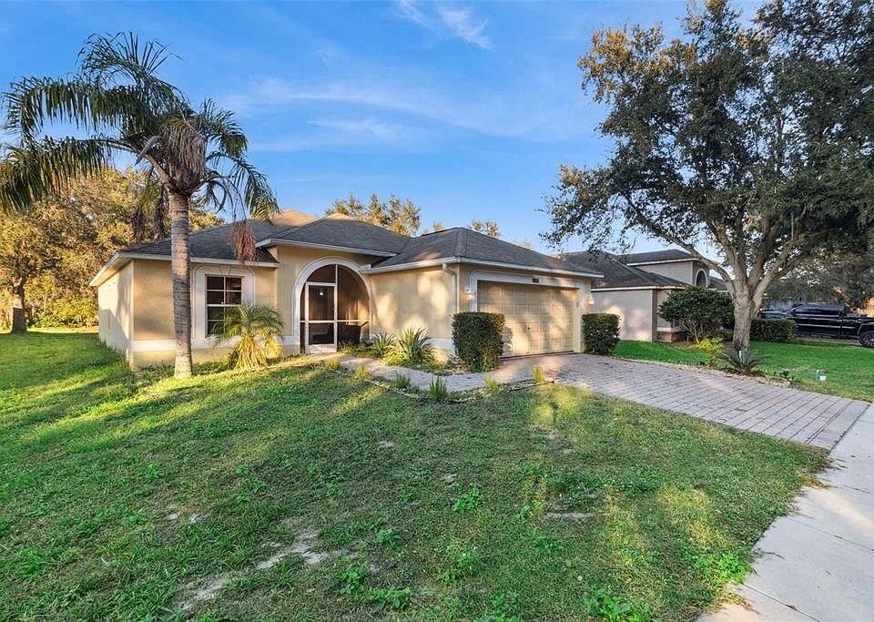 1st image of 816 BARRISTER DRIVE