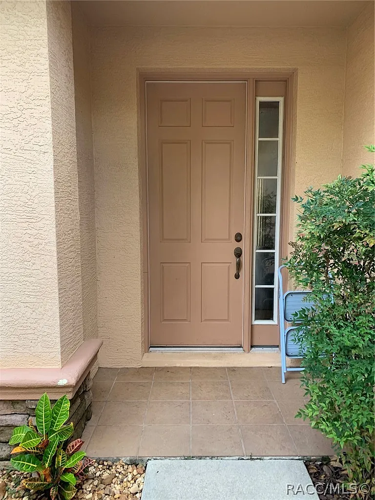 2 bed, 2.5 bath, 1341 sqft, $1,600 — Photo 4