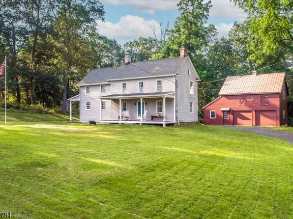 30 Bissell Rd, Tewksbury Twp., NJ 08833