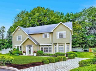 8 Mary Ct, Mahwah, NJ 07430