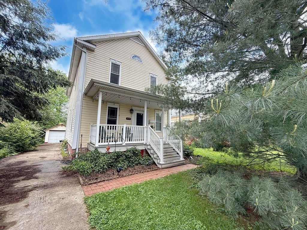Real estate listing image