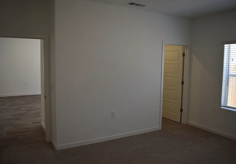 4481 N San Miguel Ave — Photo 16