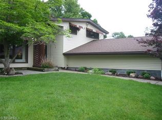 3800 Shellhart Rd, Barberton, OH 44203