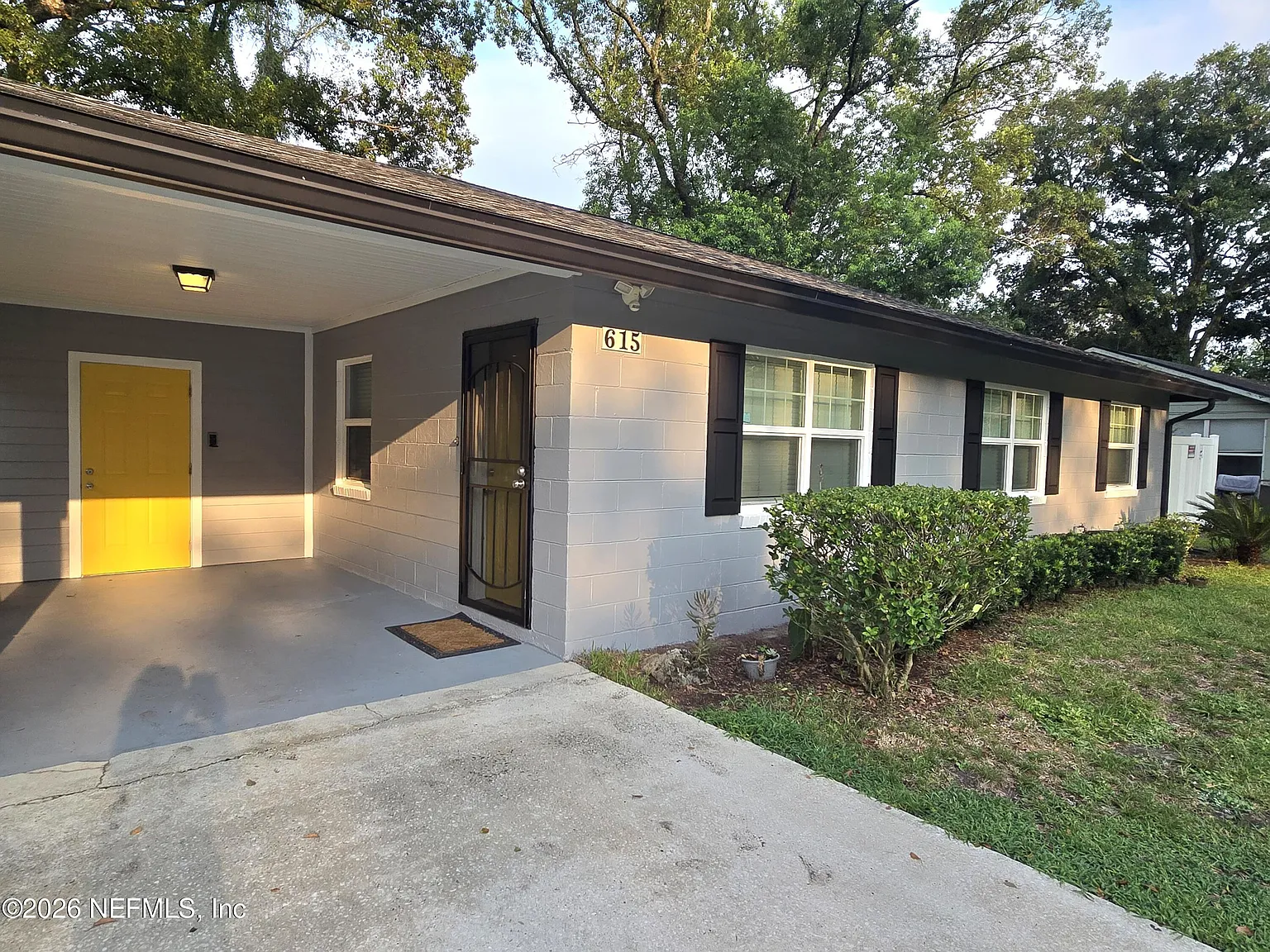 3 bed, 1.5 bath, 1120 sqft, $1,750 — Photo 2