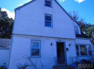 755 Christopher Ct, Perth Amboy, NJ 08861