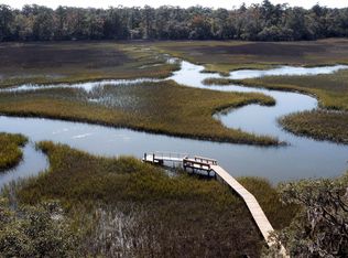 8061 Point Of Pines Rd, Edisto Island, SC 29438