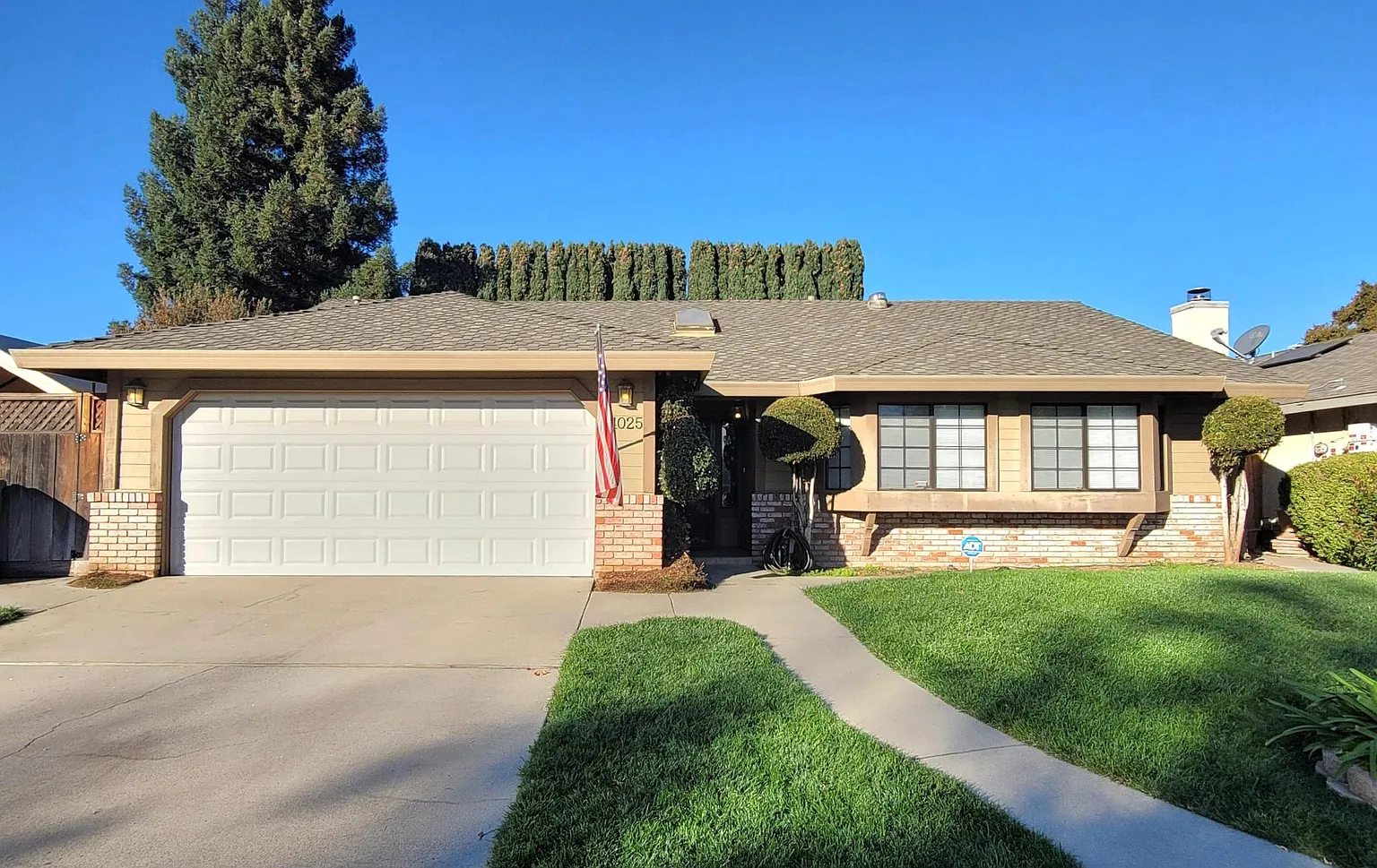 4025 Timahoe Dr photo 1