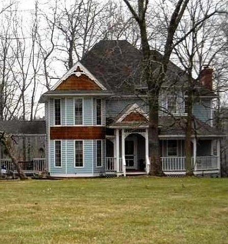 1st image of 510 River Cliff Dr