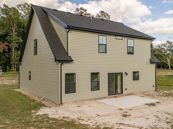 3rd image of 250 Sharber Ln