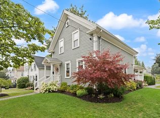 51 Mount Vernon St, Reading, MA 01867