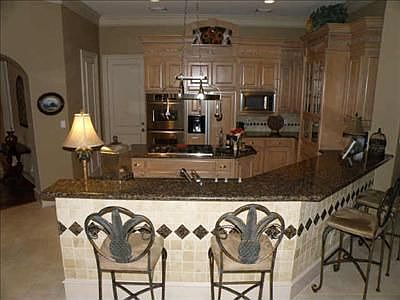 2nd image of 902 Shady Bend Ln