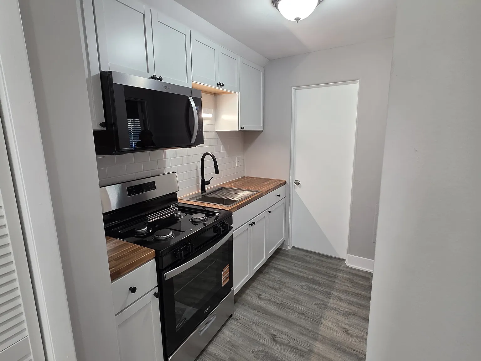 1 bed, 600 sqft, $1,600 — Photo 1