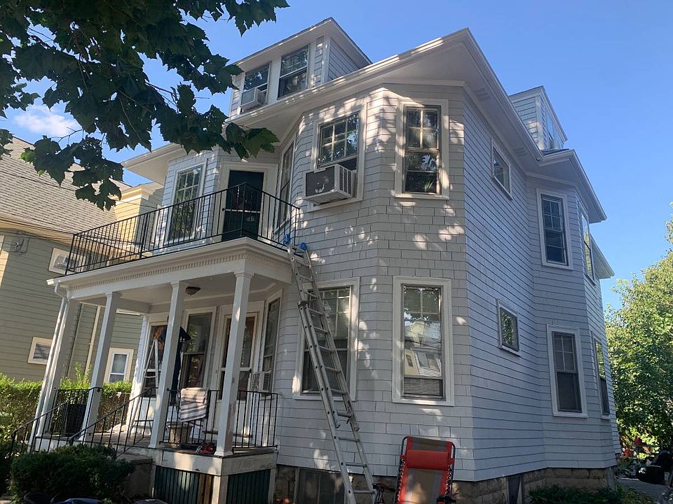 1st image of 11 Fairfield St #3