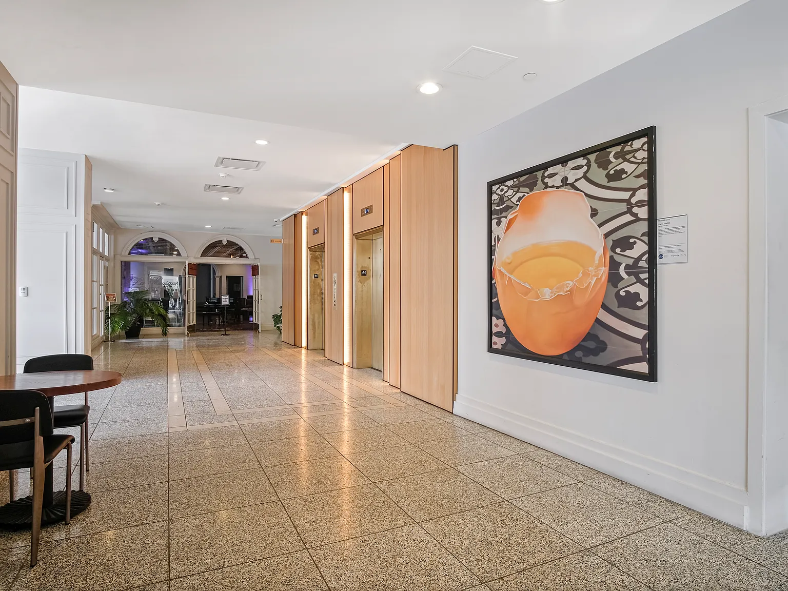 St. Regis House Apartments — Photo 3