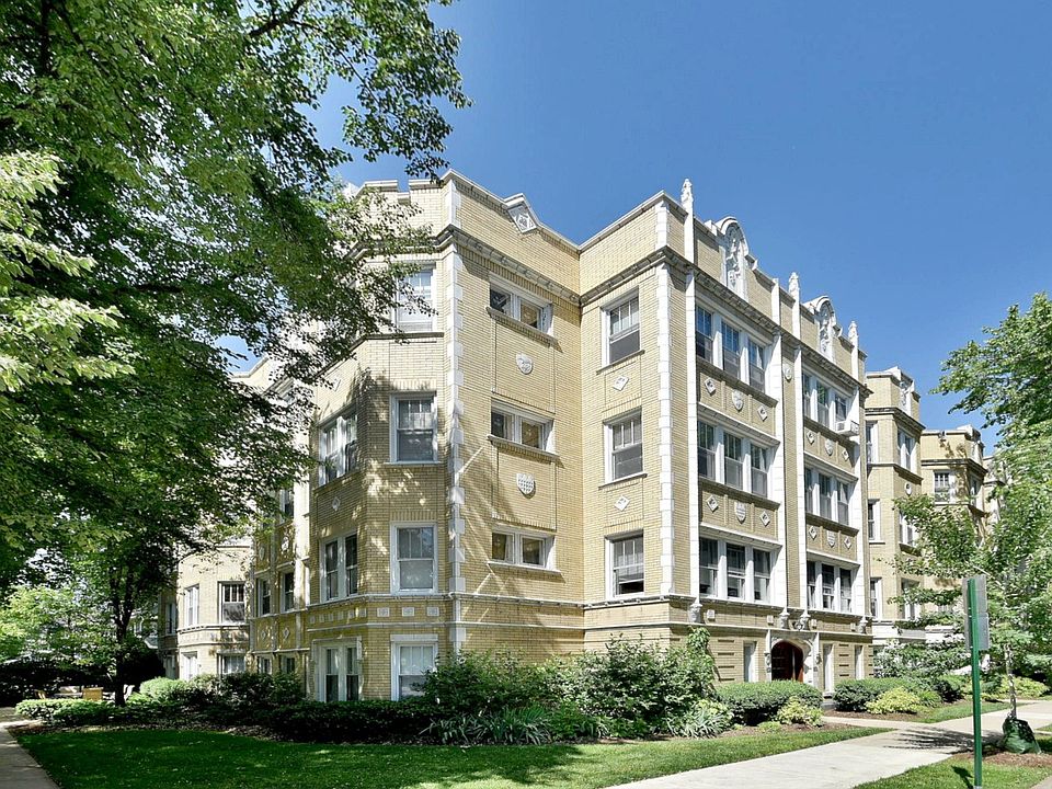 1st image of 824 Washington Blvd APT 2
