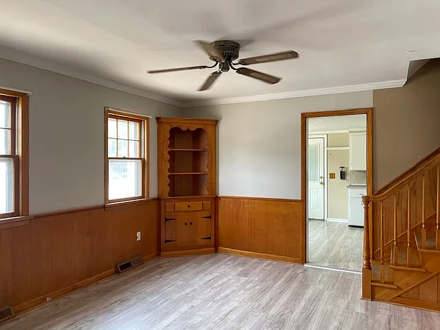 516 W Main St — Photo 6