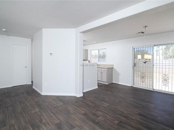 3rd image of 5382 Awbury Ave