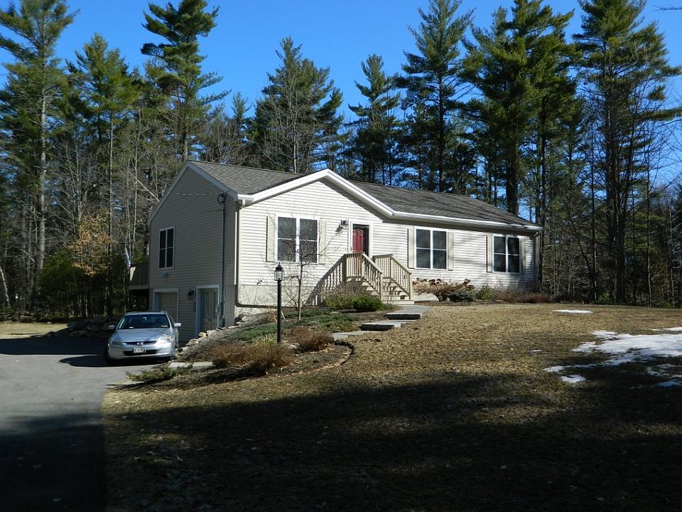 2nd image of 266 Maple St