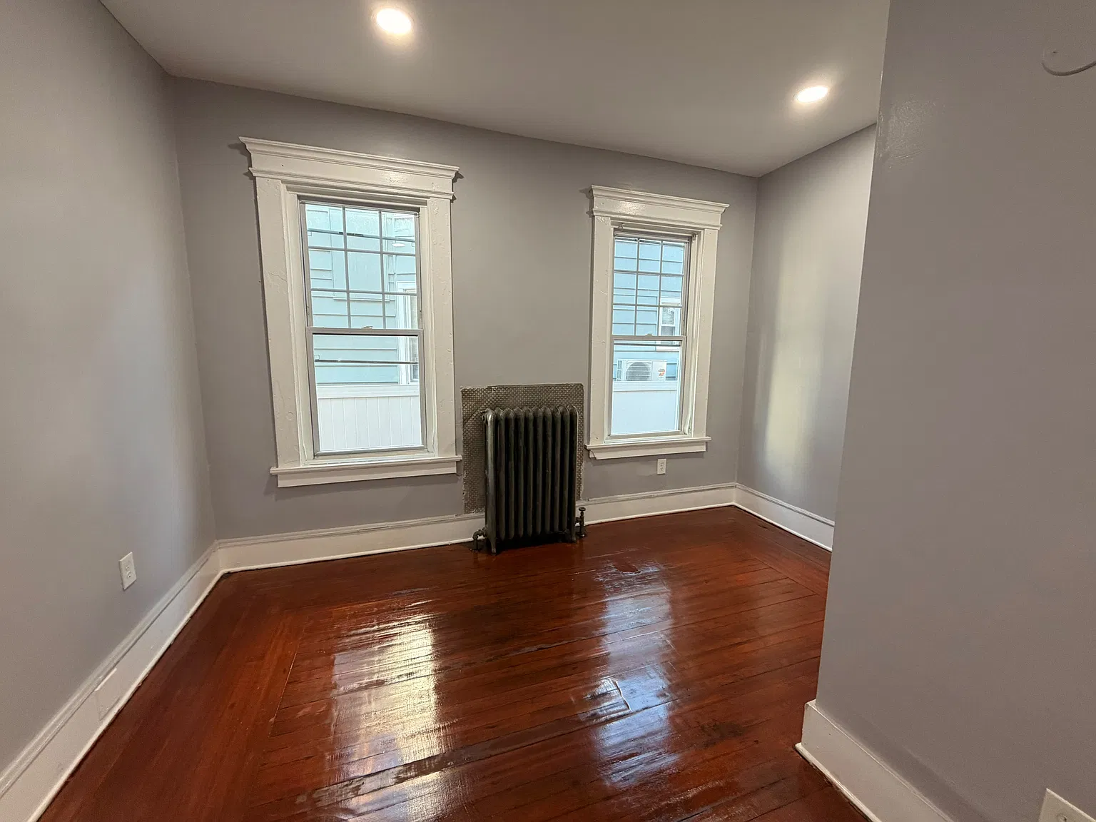 3 bed, $1,695 — Photo 2