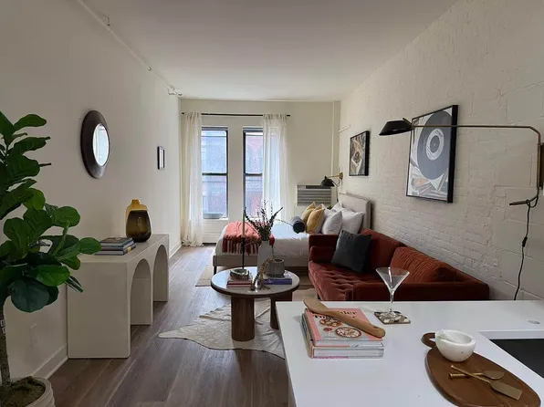 47 W 13th St #2F, New York, NY 10011