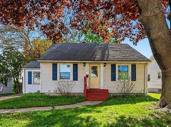 1636 Delwood Ave SW, Wyoming, MI 49509