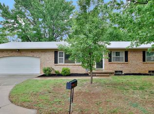 10232 W Taylor Ave, Wichita, KS 67212