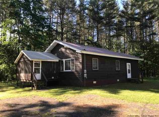 14 Denniston Dr, Saugerties, NY 12477