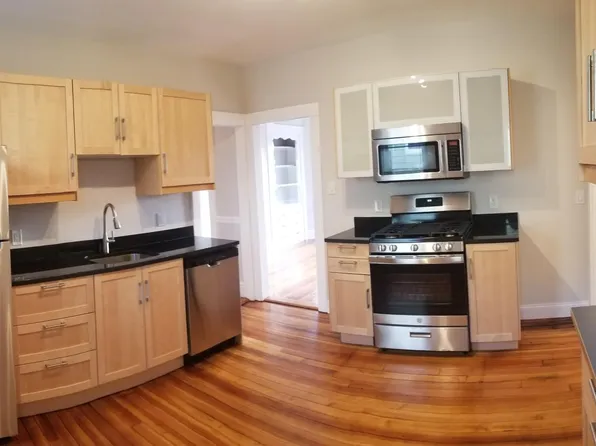 38 Fainwood Cir #3, Cambridge, MA 02139