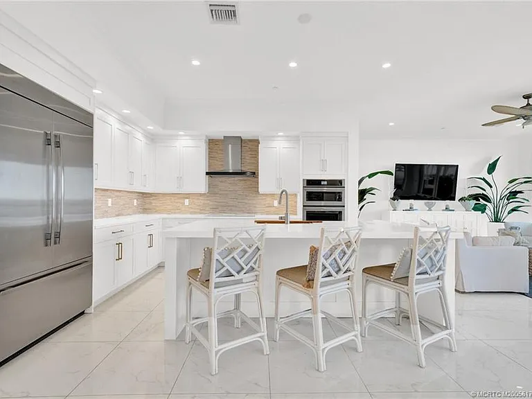 104 Water Club Ct N #18 — Photo 8