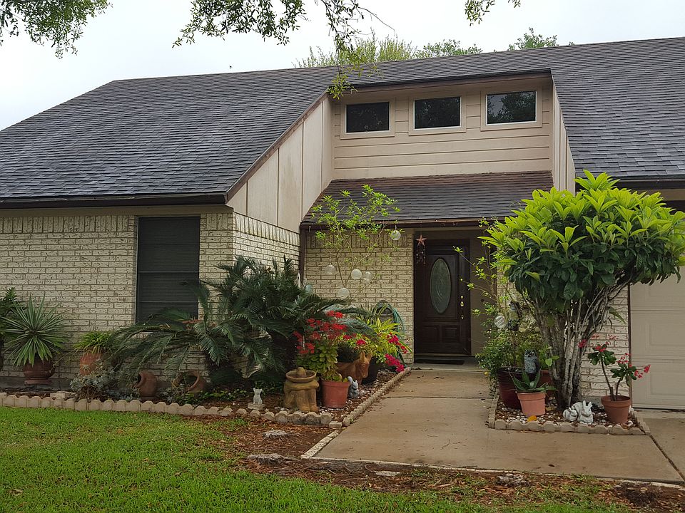1st image of 108 Fleetwood Dr