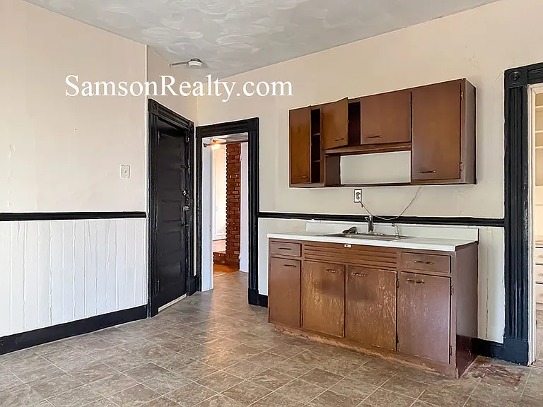 57 Vernon St #2 — Photo 2