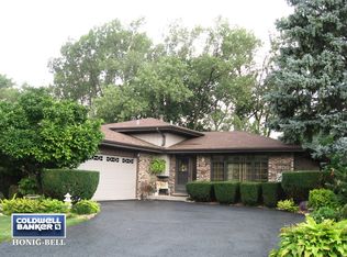 8442 Loveland Ln, Palos Hills, IL